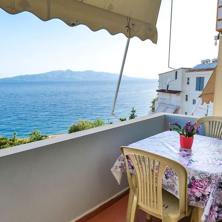 Rei Apartments Sarandë Exteriör bild